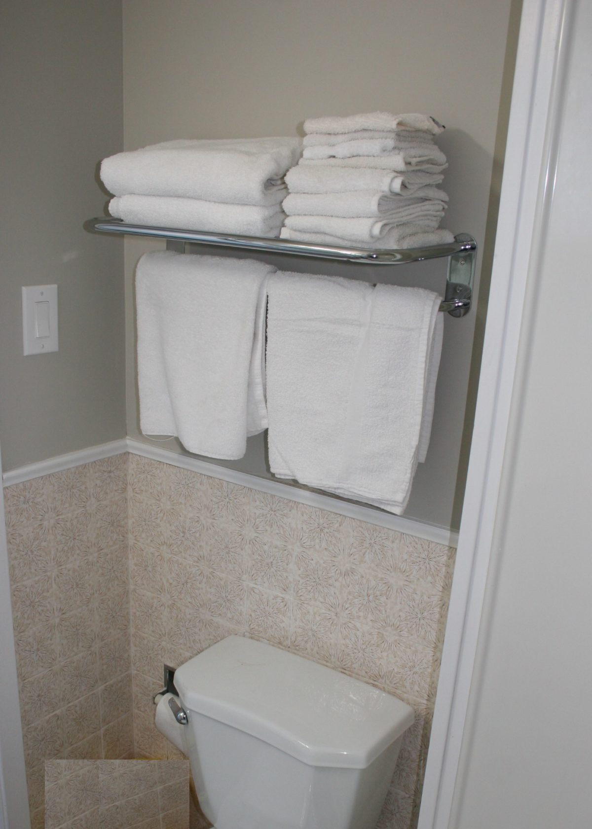 WalkOut Suites River View (Sleeps 4) Buckeye Centre Waterfront